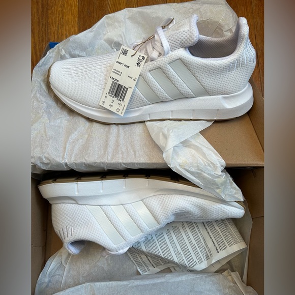 Mens Sneakers Athletic Footwear Adidas Swift Run Primeknit Shoes Brand New  Adidas Swift Run Shoes, Bought Them And Ended Up Never Wearing